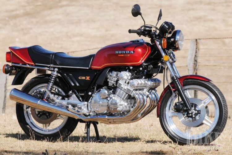 بهترین موتورسیکلت‌های 6 سیلندر، هوندا CBX1000 و کاوازاکی Z1300