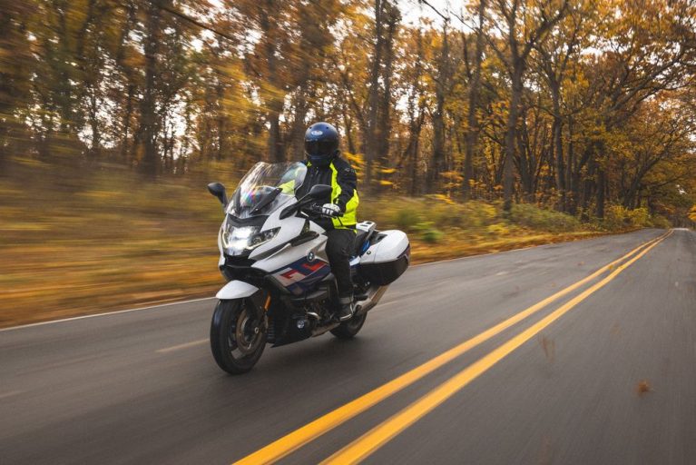 تجربه سواری با BMW K1600 GT